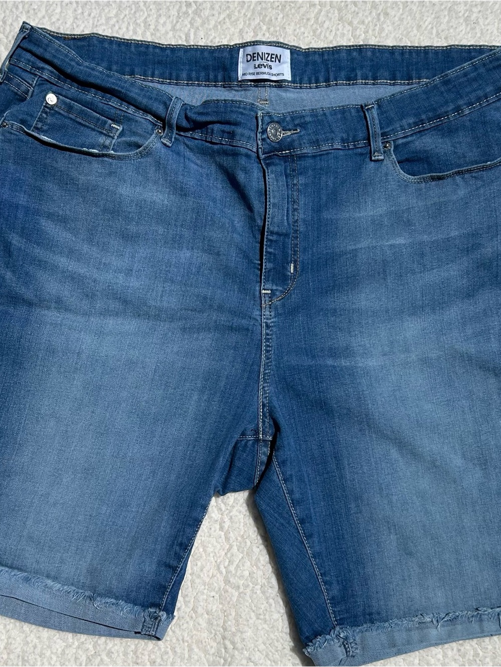 Levi’s Denizen Women’s Mid Rise Bermuda Denim Shorts.
